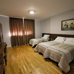 Otel In Center